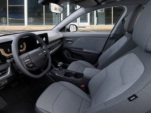 New 2026 Kia K4 LXS image 17
