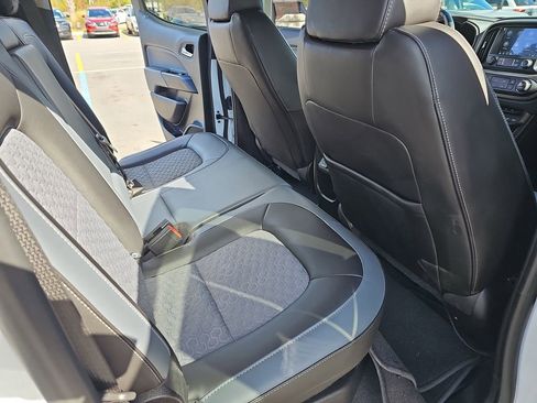 Used 2022 Chevrolet Colorado Z71 image 14