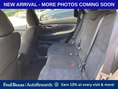 Used 2015 Nissan Rogue SV w/ SV Premium Package AWD/4WD image 9