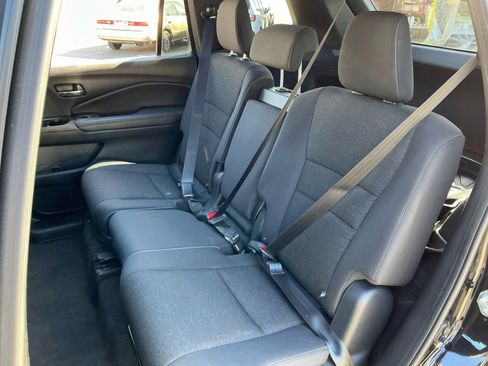 Used 2019 Honda Passport Sport image 19