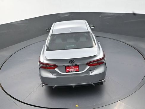 Used 2024 Toyota Camry SE FWD image 30