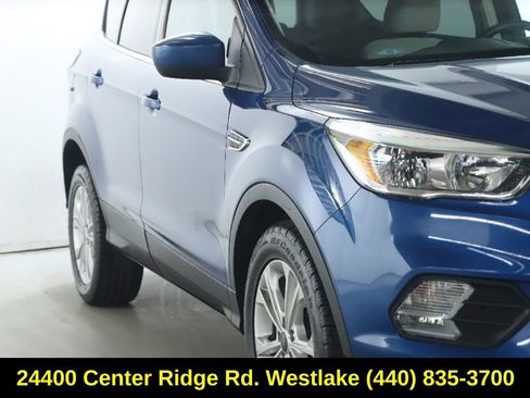 Used 2017 Ford Escape SE image 9