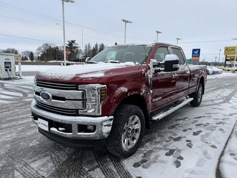 Used 2019 Ford F350 Lariat w/ Chrome Package image 33