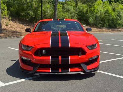 Used 2016 Ford Mustang Shelby GT350 w/ Technology Package RWD image 2