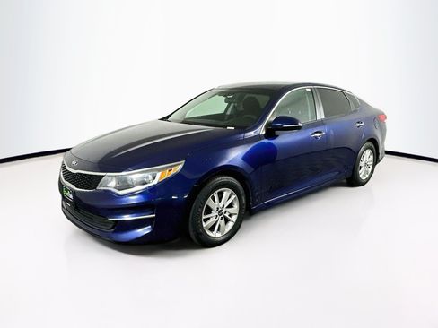 Used 2018 Kia Optima LX FWD image 3