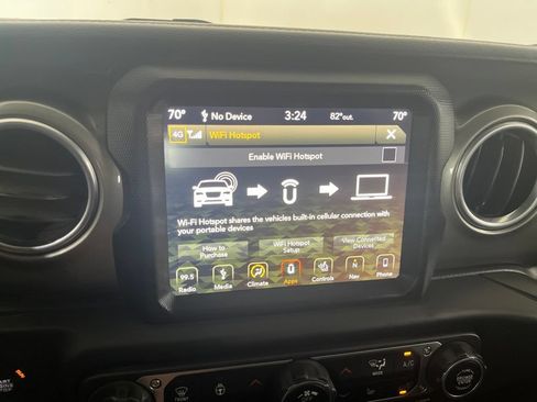 Used 2018 Jeep Wrangler Unlimited Sahara AWD/4WD image 68