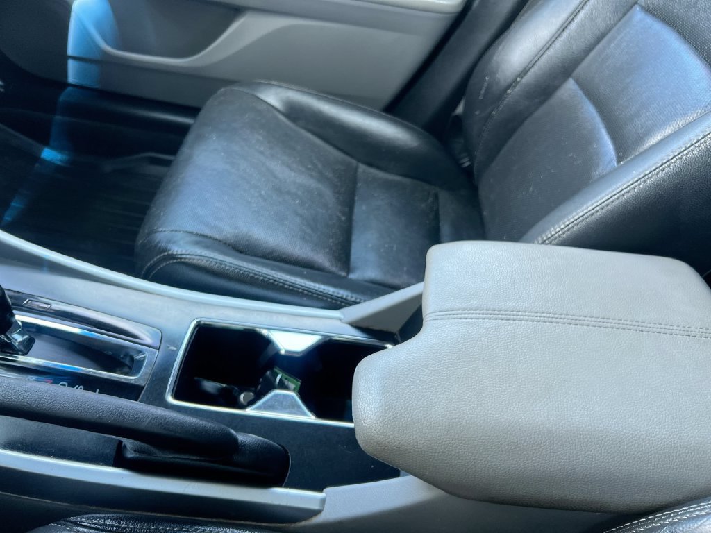 Used 2013 Honda Accord EX image 21