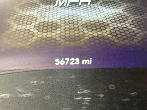 Used 2019 Dodge Charger SXT image 12