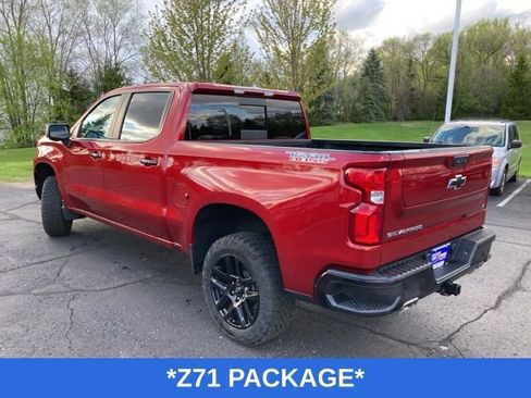 Used 2024 Chevrolet Silverado 1500 LT Trail Boss w/ Convenience Package II AWD/4WD image 8