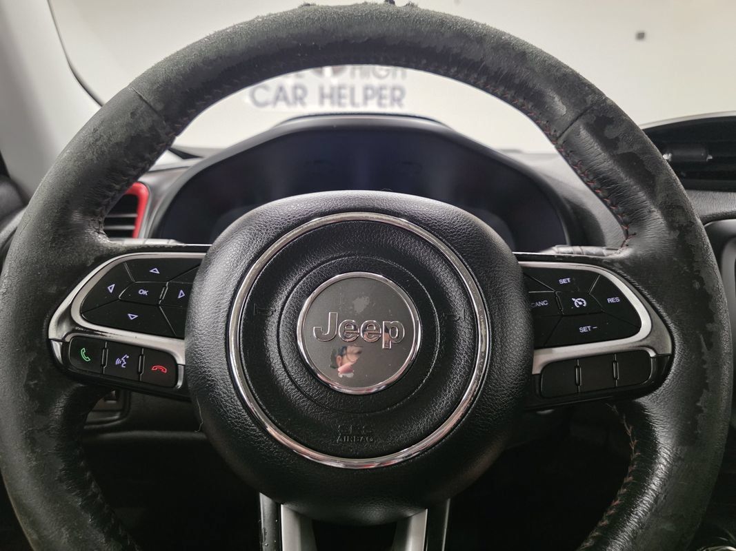 Used 2016 Jeep Renegade Trailhawk AWD/4WD image 27