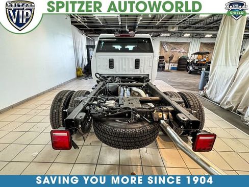 New 2026 GMC Sierra 3500 Pro w/ Convenience Package image 5