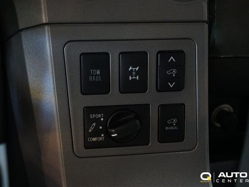 Used 2010 Toyota Sequoia Platinum AWD/4WD image 23