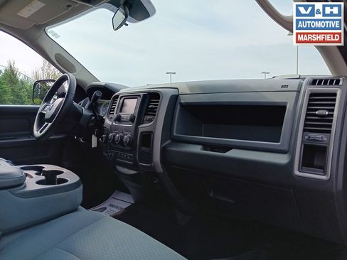 Used 2017 RAM 2500 Tradesman w/ Chrome Appearance Group AWD/4WD image 22