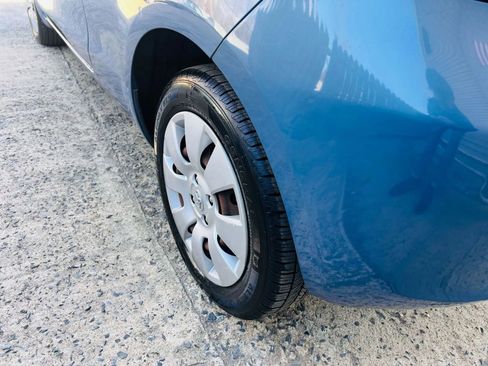 Used 2008 Toyota Yaris 2-Door Hatchback image 33