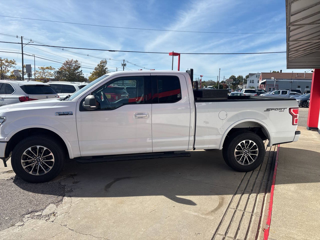 Used 2018 Ford F150 XLT w/ Equipment Group 302A Luxury AWD/4WD image 6