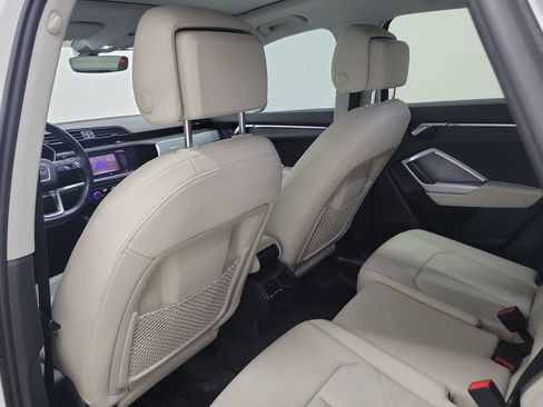 Used 2021 Audi Q3 2.0T Premium w/ Convenience Package image 15