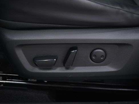 Used 2021 Nissan Rogue SV image 30