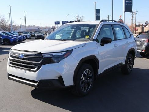 Used 2025 Subaru Forester image 7