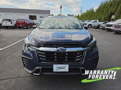 Used 2025 Subaru Ascent Touring AWD/4WD image 2
