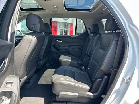 Used 2021 Chevrolet Traverse Premier w/ Redline Edition AWD/4WD image 18