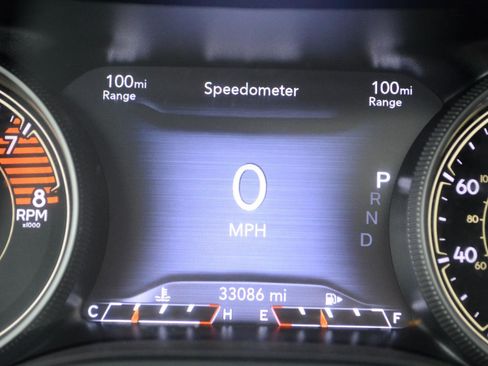 Used 2022 Jeep Cherokee Limited image 31