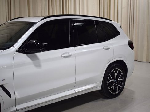 Used 2023 BMW X3 M40i image 2