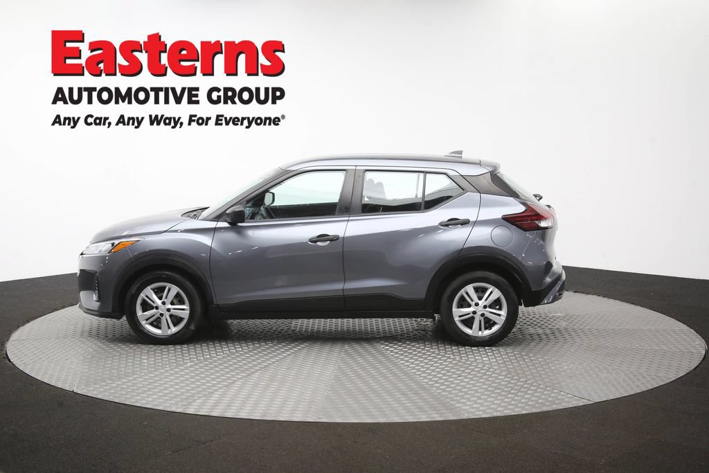 Used 2023 Nissan Kicks S FWD image 59