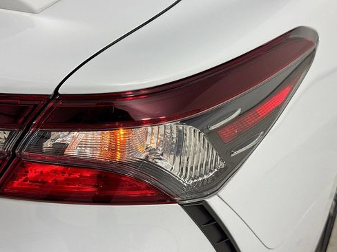 Used 2024 Toyota Camry SE w/ Convenience Package FWD image 30
