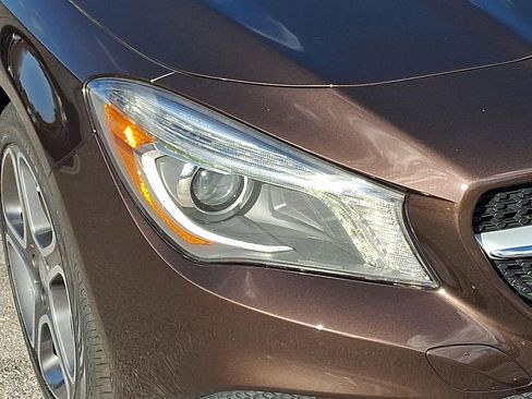 Used 2014 Mercedes-Benz CLA 250 4MATIC image 9