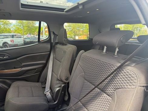 Used 2017 GMC Acadia SLE w/ Driver Alert Package I AWD/4WD image 24