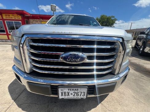 Used 2015 Ford F150 XLT w/ Equipment Group 301A Mid RWD image 2