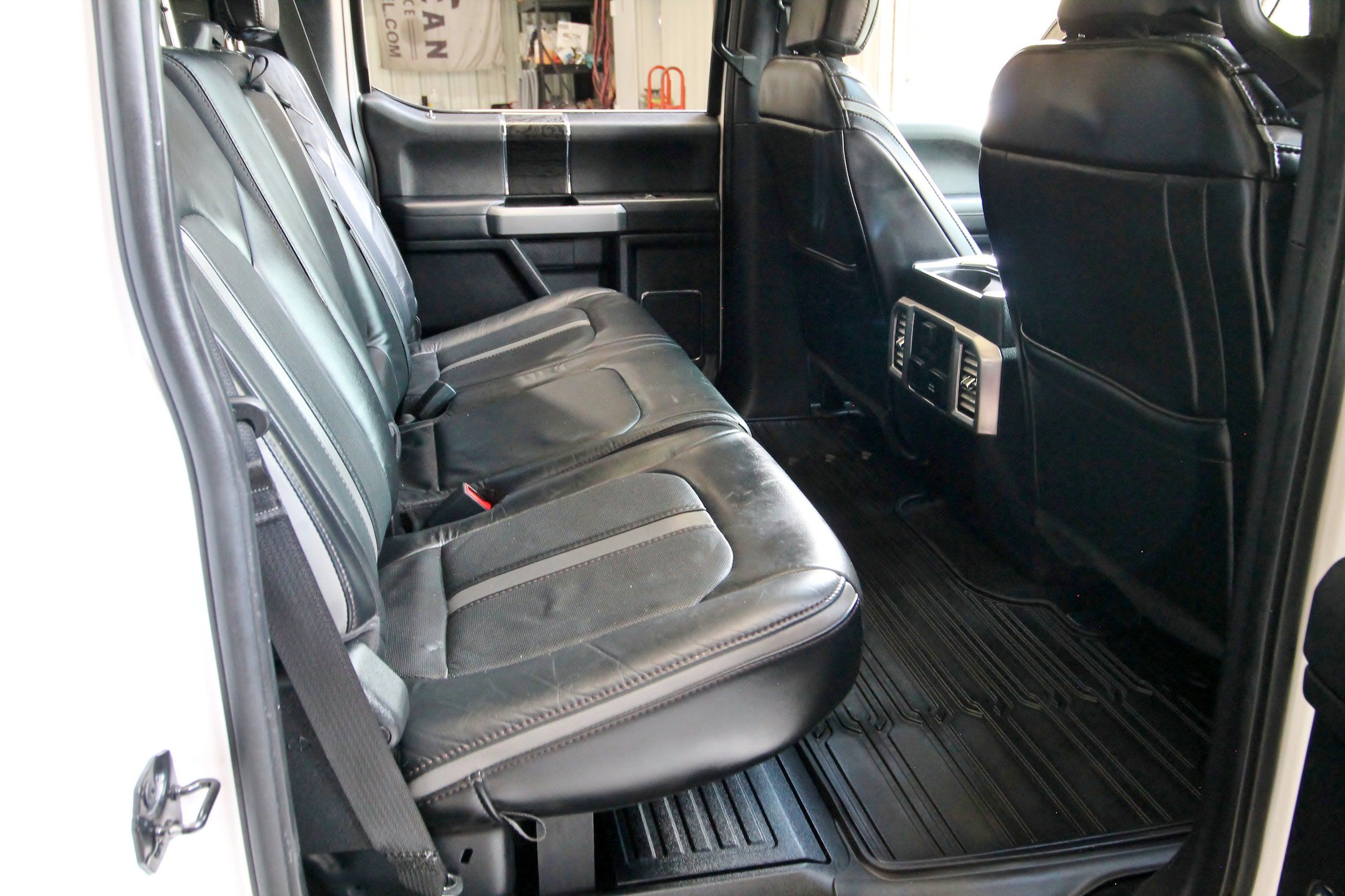 Used 2019 Ford F350 Platinum w/ Platinum Ultimate Package AWD/4WD image 47