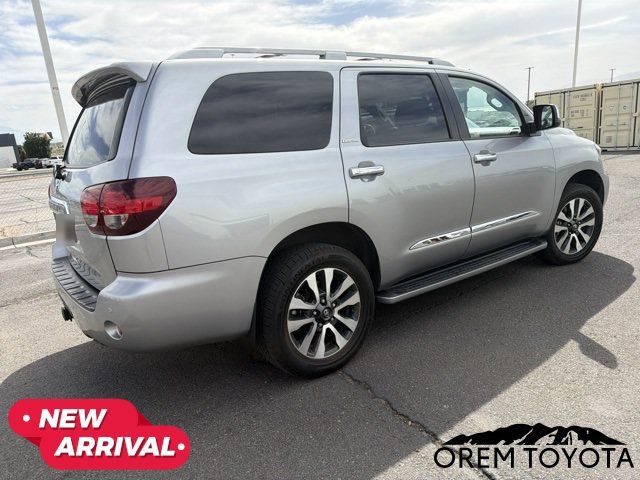 Used 2018 Toyota Sequoia Limited w/ Safety & Convenience Package AWD/4WD image 4