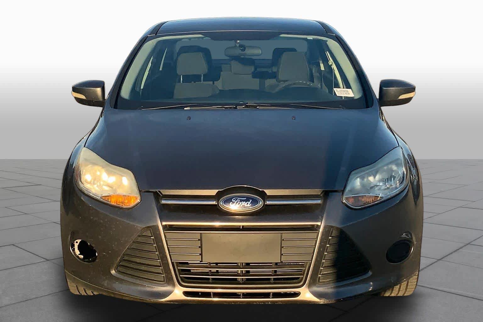 Used 2014 Ford Focus SE FWD image 3
