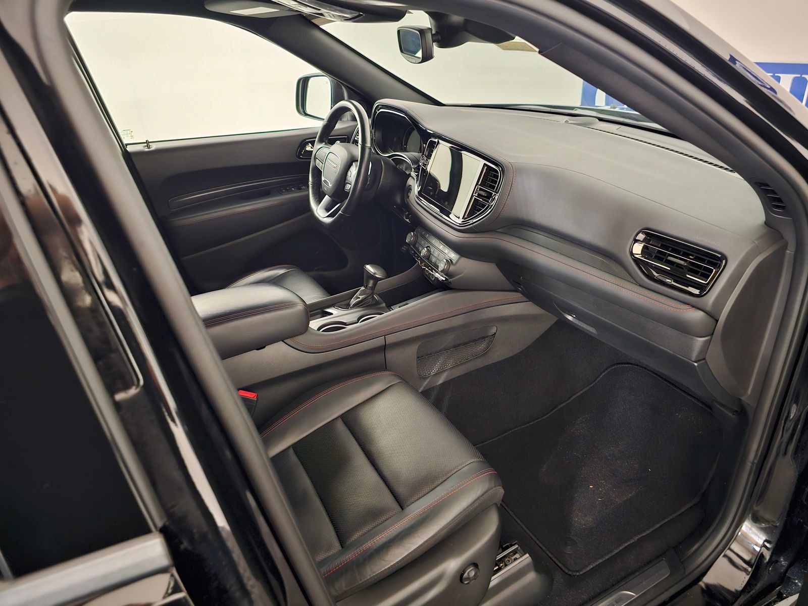 Used 2023 Dodge Durango GT AWD/4WD image 30