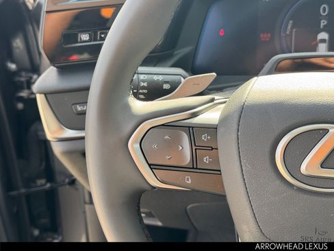 Used 2023 Lexus RZ 450e Premium image 25