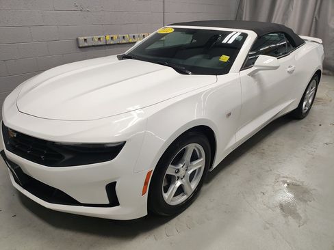 Certified 2023 Chevrolet Camaro LT image 13