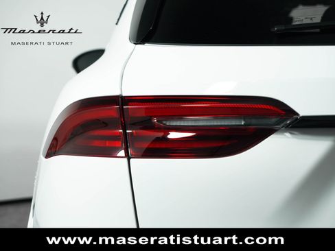 New 2025 Maserati Grecale Modena image 24