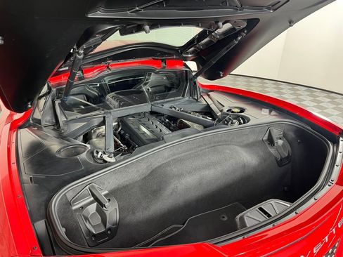 Used 2020 Chevrolet Corvette Stingray Coupe w/ Z51 Performance Package image 17