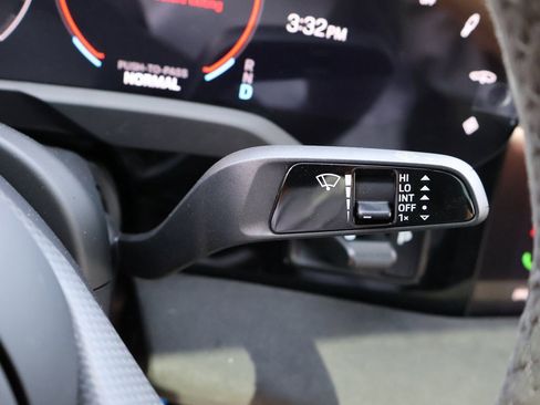 New 2025 Porsche Taycan GTS image 33