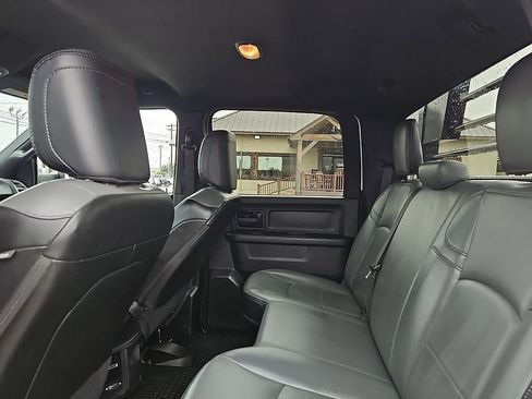Used 2022 RAM 3500 Tradesman AWD/4WD image 19