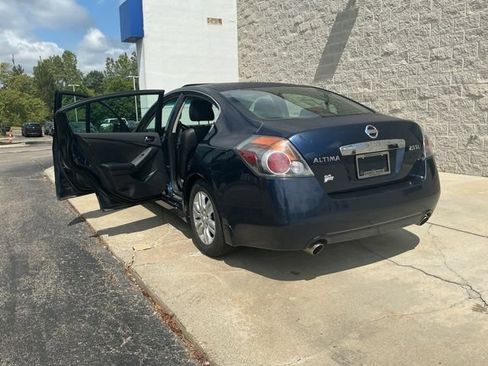 Used 2010 Nissan Altima 2.5 SL w/ SL Pkg FWD image 14