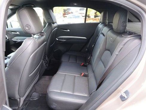 Used 2023 Cadillac XT4 Premium Luxury AWD/4WD image 10