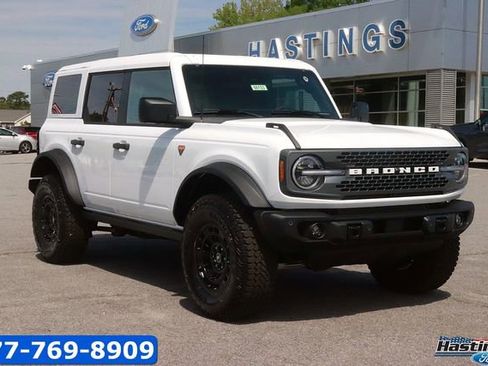 New 2026 Ford Bronco Badlands AWD/4WD image 1