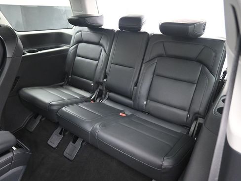 Used 2025 Lincoln Navigator Reserve AWD/4WD image 29