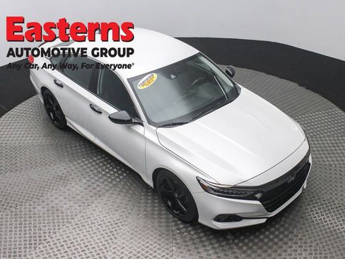 Used 2021 Honda Accord Sport Special Edition image 3