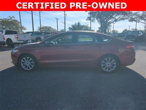 Certified 2017 Ford Fusion SE w/ Fusion SE Technology Package image 8