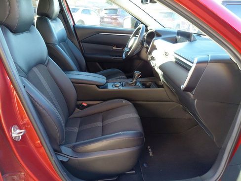 Used 2024 MAZDA CX-50 AWD 2.5 S w/ Preferred Package image 15