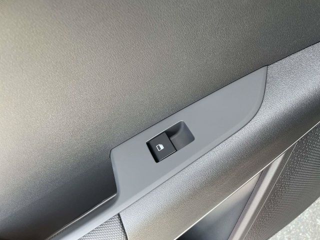 New 2026 Kia Niro EX FWD image 16