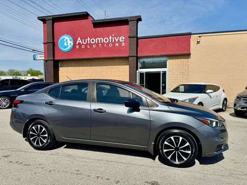 Used 2020 Nissan Versa S image 6